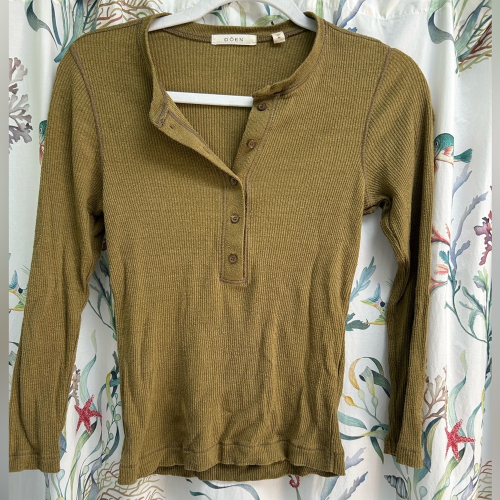 Doen Henley Long Sleeve Tee